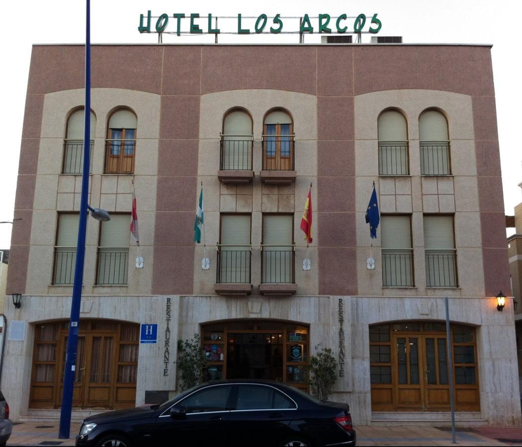 El Alquián Hotel Los Arcos מראה חיצוני תמונה