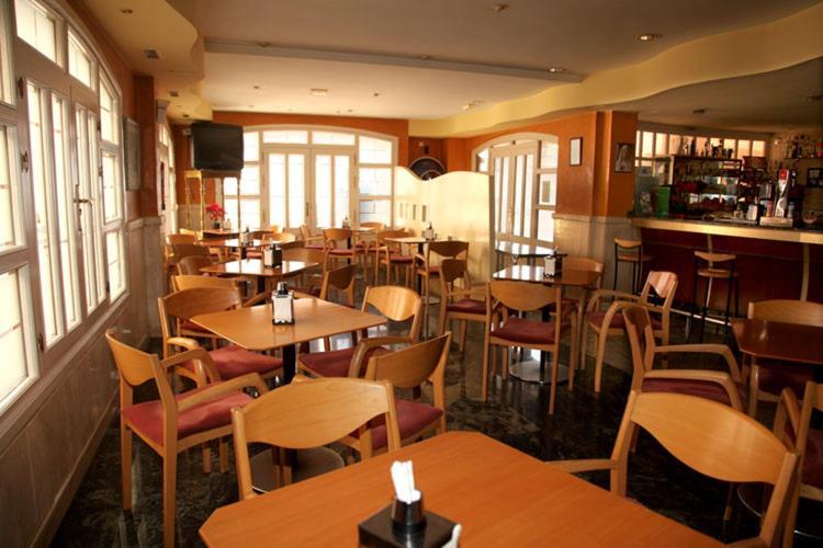 El Alquián Hotel Los Arcos מראה חיצוני תמונה