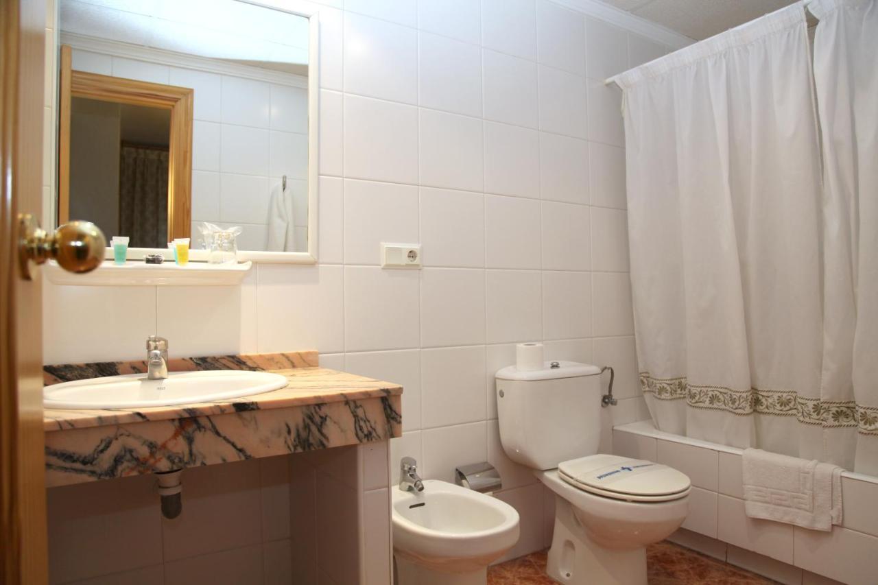 El Alquián Hotel Los Arcos מראה חיצוני תמונה